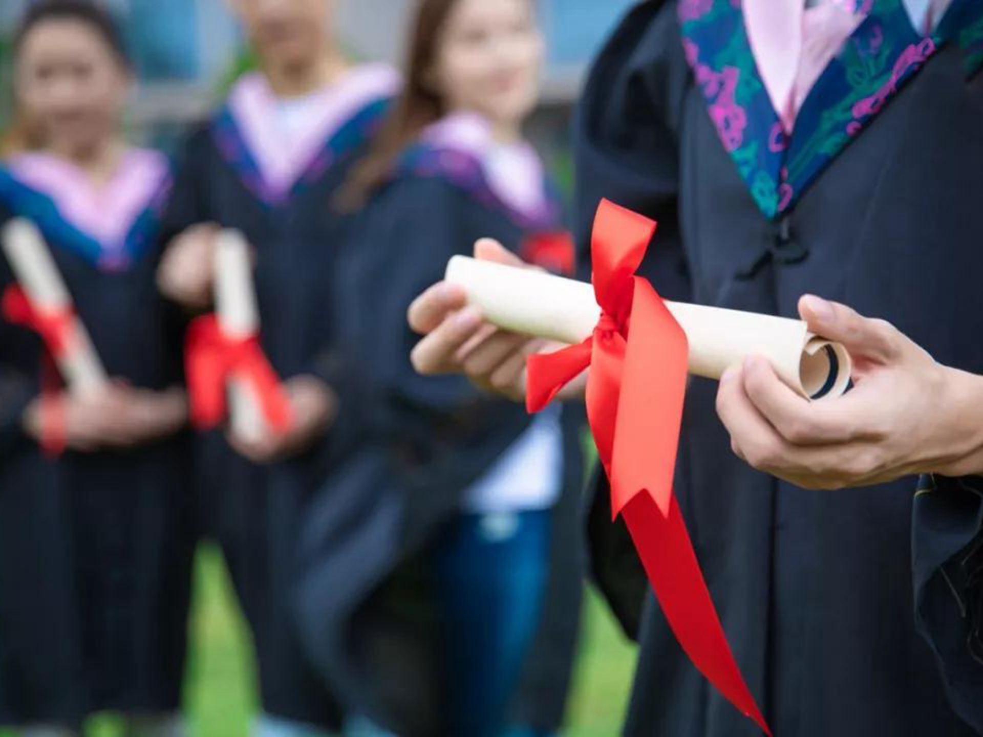 南大本科应届毕业生待遇,南大毕业月薪高吗