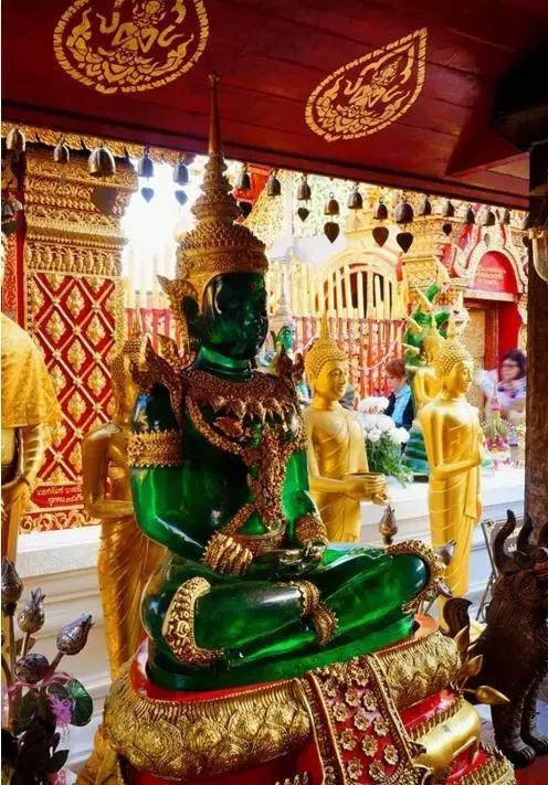 皇帝也会被骗?泰国镇国至宝,价值20亿的翡翠佛很可能不是翡翠