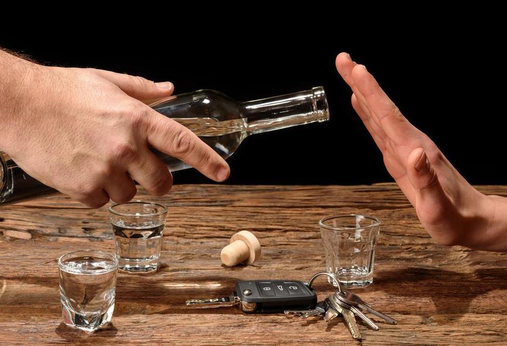 伏特加相当于中国的什么酒,伏特加就是白酒吗