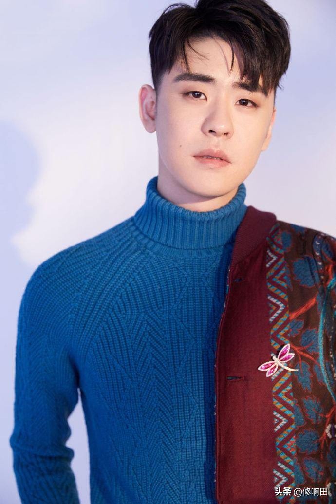 寮犱簯闆峰痉浜戝皬杈効,寰蜂簯灏忚精鍎垮紶浜戦浄