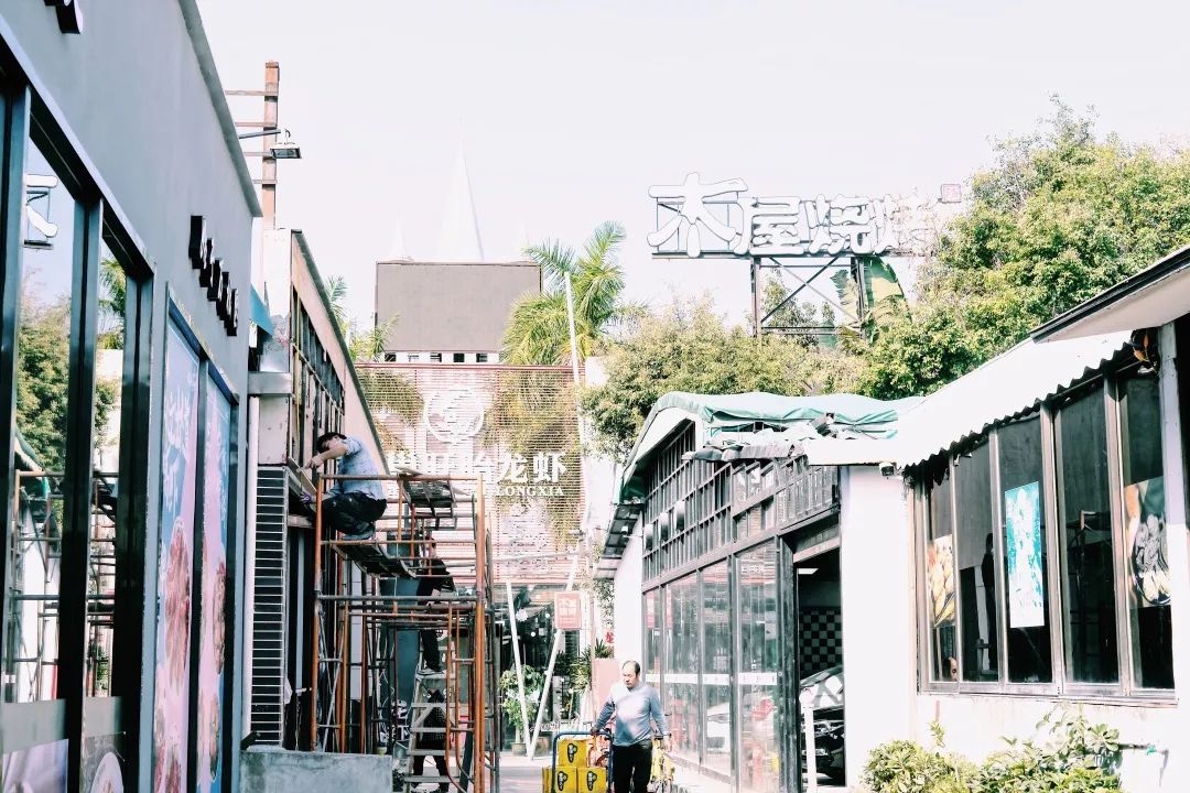 附近香蜜湖,香蜜湖入口