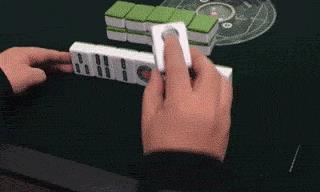 和女朋友吵架了冷战怎么解决,跟女朋友吵架了冷战怎么办