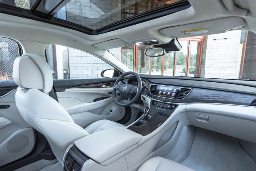 别克君威跟君越哪个隔音效果好,新款君越做隔音