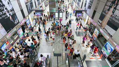 双11唯品会和天猫哪个便宜,双11被外媒热议美国超市没货卖