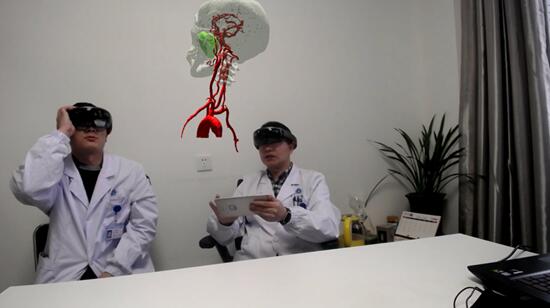 厉害了!武汉协和医院口腔科完成全省首例“混合现实(MR)技术”引导下的口腔颌面部软组织肿瘤切除手术