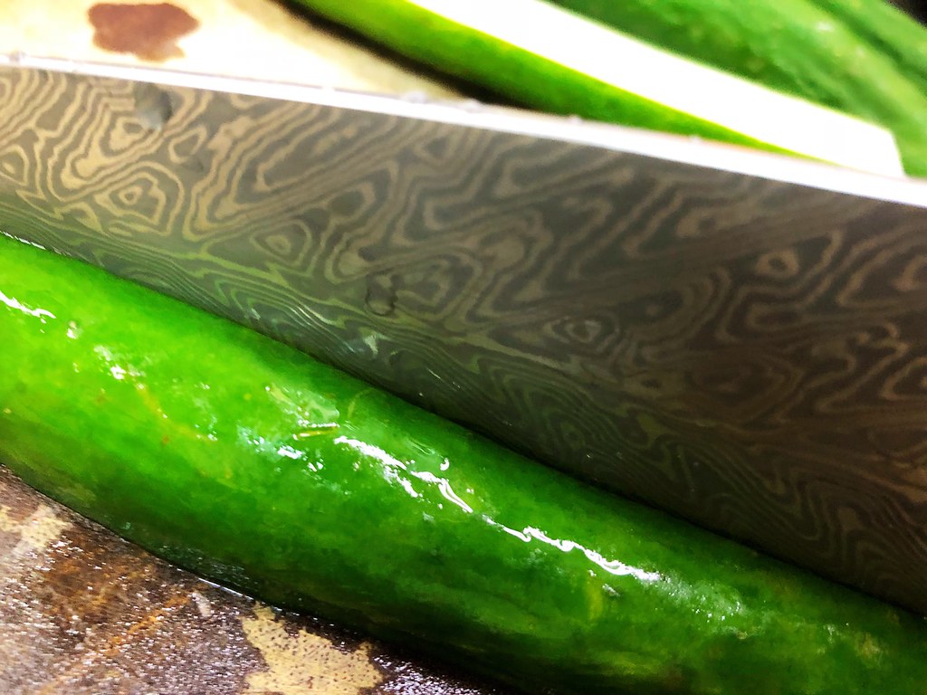 凉拌黄瓜时，切完记住别直接拌！多加1步，黄瓜又香又脆，超入味