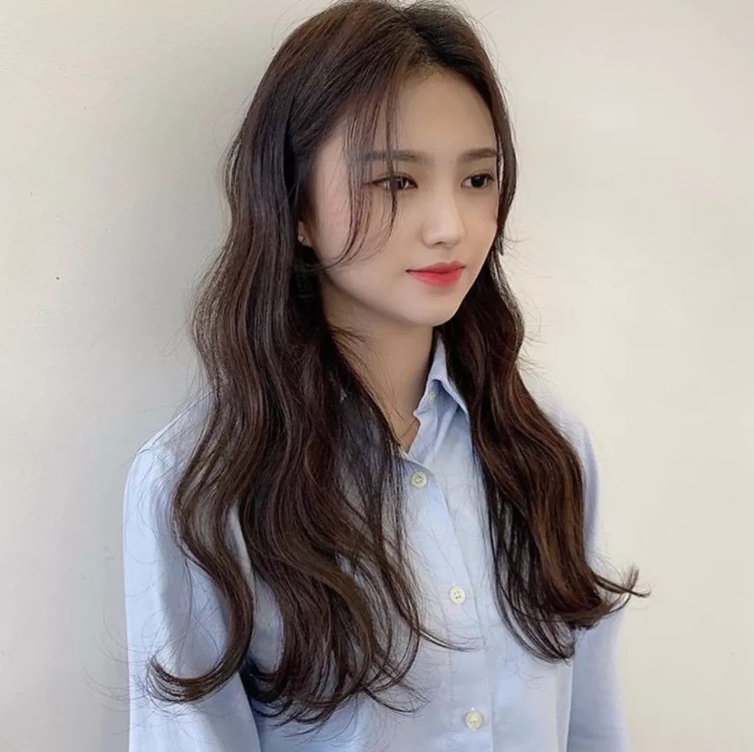 方圆脸适合的发型烫发,方圆脸适合的发型实况图