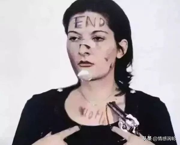 “男友当我的面出轨”千万别试探人性，它会让你失望——涡轮美文