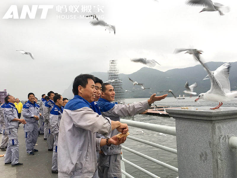 南昌搬家公司按何标准收费,南昌福临门搬家公司