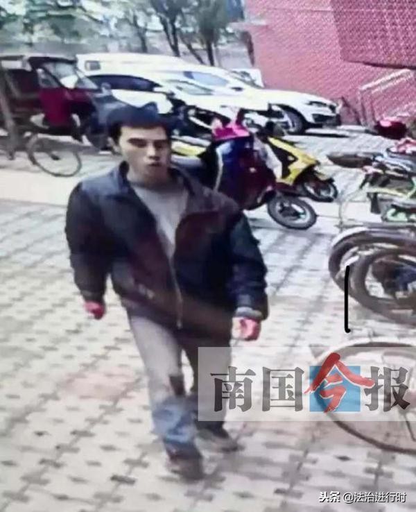 一对夫妻当街被击毙,小区门口被捅死案件