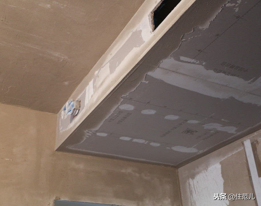 砌墙居然用牛皮纸,这是什么骚操作?