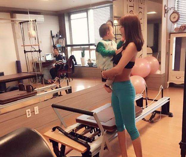 产后暴瘦运动,产后如何瘦40斤