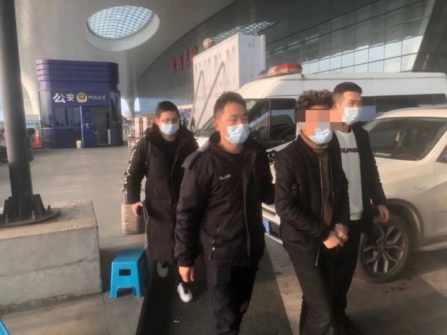 女子裸聊诈骗案例,男子裸聊5分钟被诈骗30余万