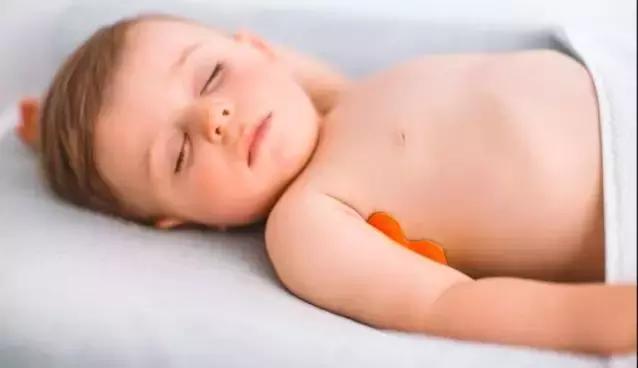 小孩一吹风就起风疹为什么,孩子一吹风就感冒了怎么办