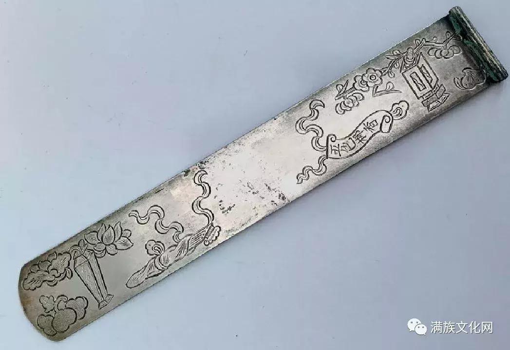 如展画轴—清代满族民间扁方赏析