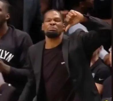 讨詹檄文——詹姆斯职业生涯五大黑点！詹密不敢点进来看的文章