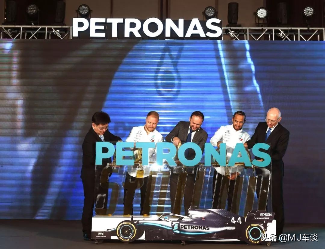 汉密尔顿为奔驰做了些什么,马石油炫腾混动