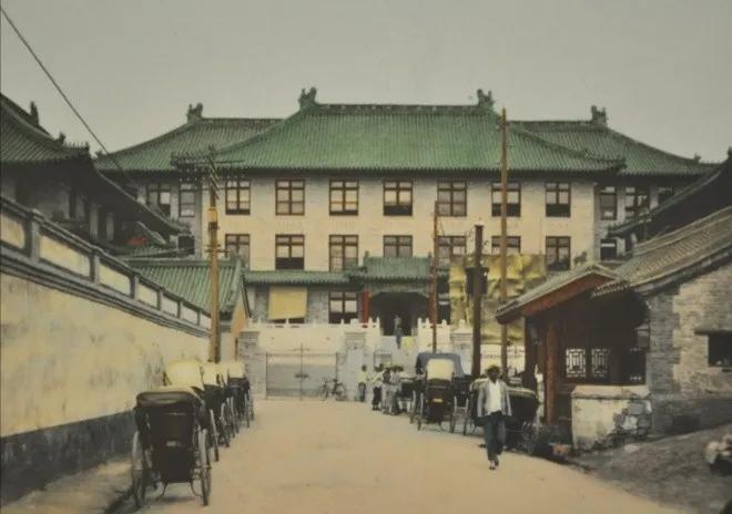 无问西东是哪个大学的,无问西东中的大学