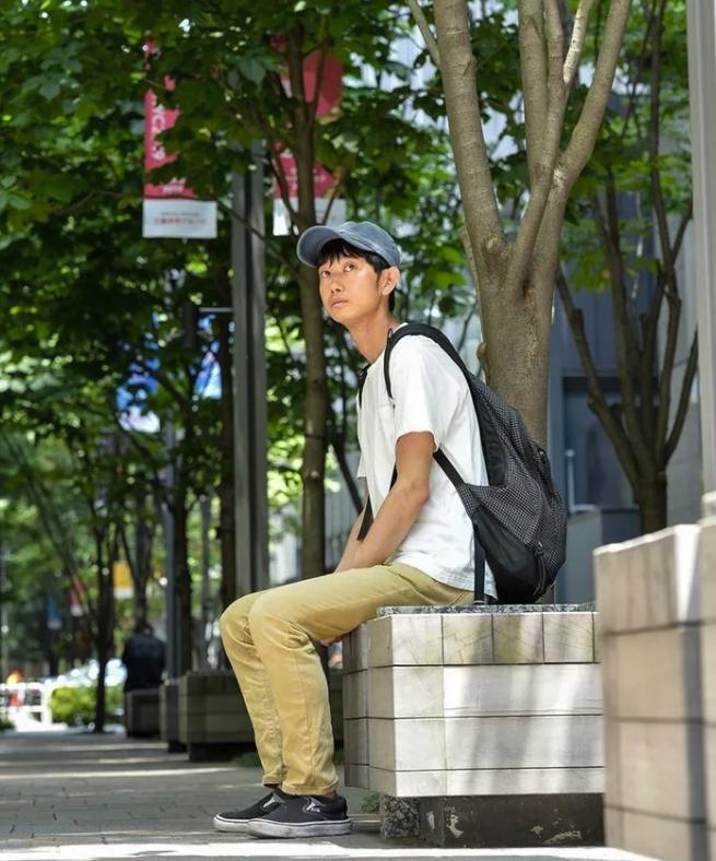 日本36岁男生出租自己火了！陪离婚、K歌...日赚万元，做废物好爽