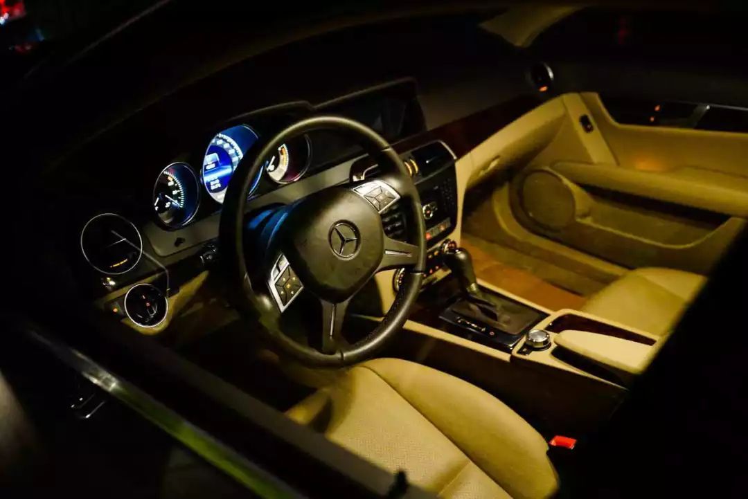 14万买奔驰C,6年只跑2万公里,收藏级