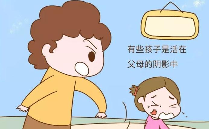 父母离婚最痛苦的永远是孩子,父母离婚给孩子带来的就是痛苦