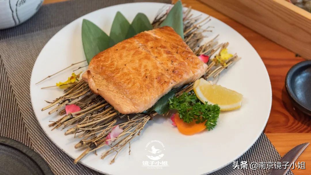 三文鱼刺身海鲜店,广州三文鱼刺身日料店