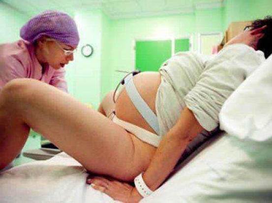 顺产撕裂缝合处总是疼,顺产有撕裂一般会痛几天