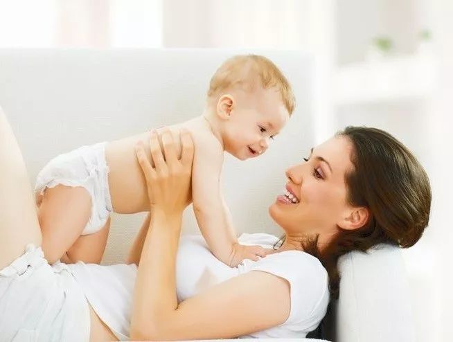 断奶如何缓解涨奶起硬块疼痛,断奶涨奶的最佳处理方法