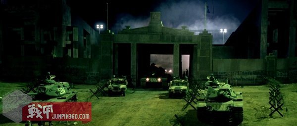 美国黑鹰战机坠落视频,黑鹰坠落最震撼视频