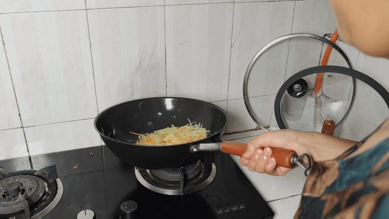 三禾窒氮轻铁锅,三禾锅具官方旗舰店双耳铁锅