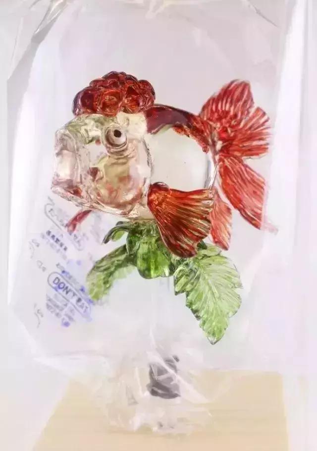 21岁日本小伙立志复兴糖艺制作,5分钟捏出金鱼熊猫,你舍得吃吗