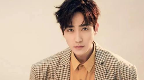 朱一龙眼睛水汪汪,朱一龙颜值巅峰到底有多美