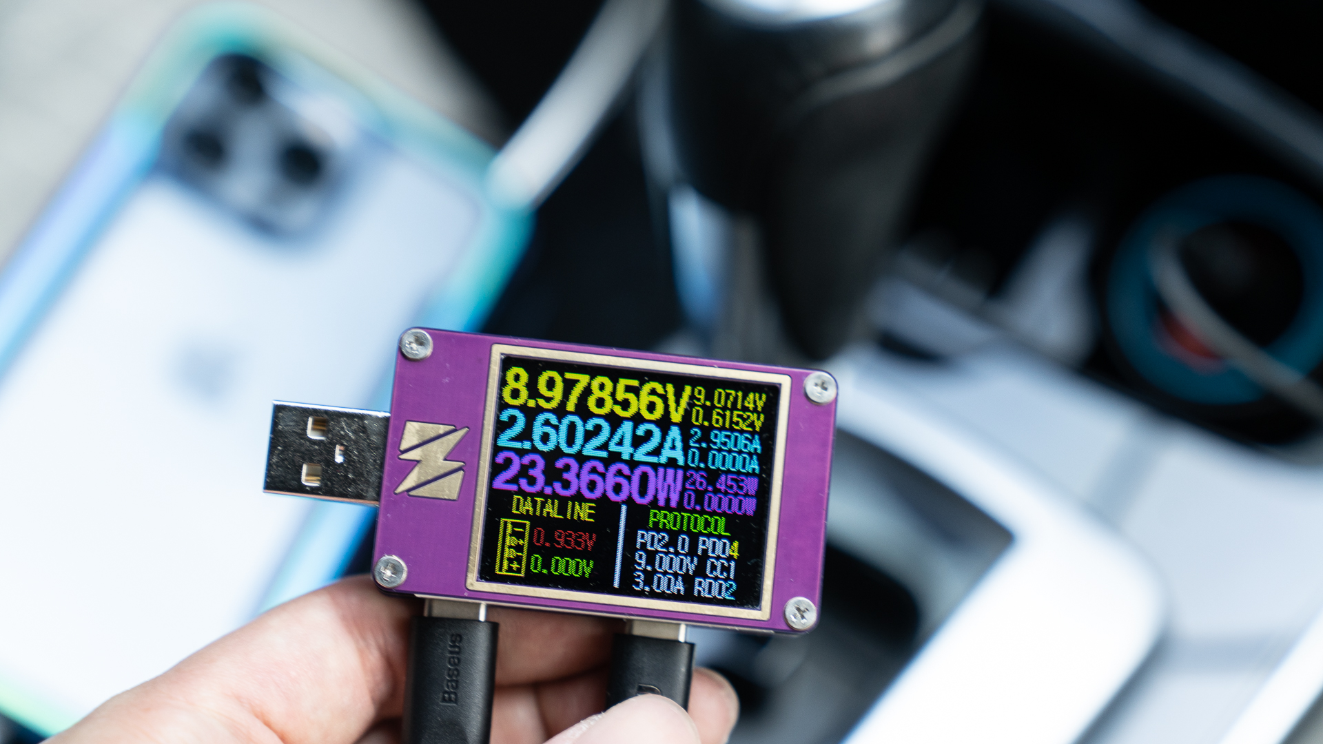 汽车人，出发！车生活补给利器，倍思160WQC5认证车载充电器分享