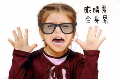 家长担心小孩近视加深,孩子近视会引起斜视吗