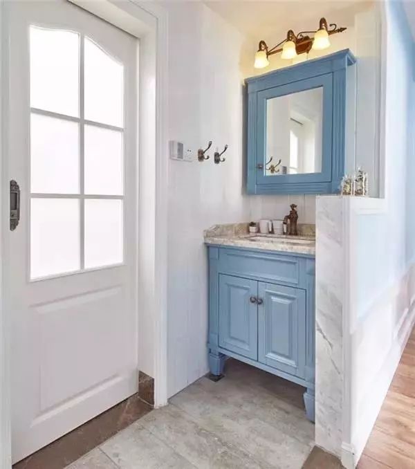 落地式洗脸盆洗漱台,比较实用的洗漱台