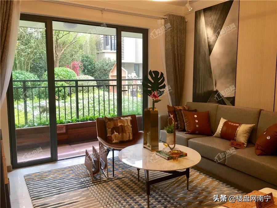 小户型+小高层！如此“风Fie”的越级搭配，难道你不想看看？