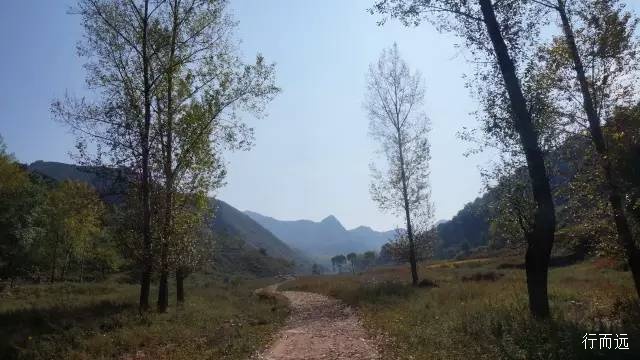 骑行夫子岭-京娘湖,穿越峻极关又进景区了,到河北是一路的美景