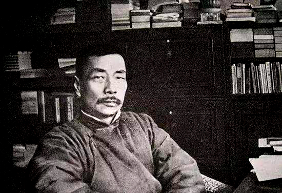 咬文嚼字：“讣告”里的“讣”，其实应当写成“赴”