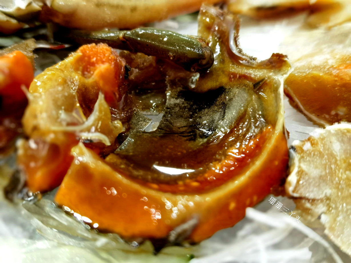 潮州品尝“最原始”味的“生腌蟹”，凝胶似的蟹膏，啫喱般的蟹肉