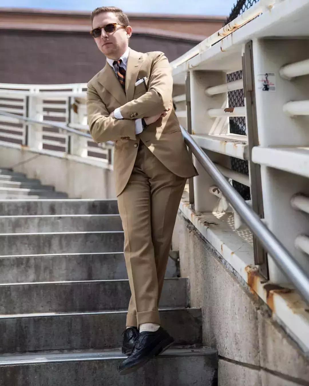 那不勒斯西服怎么才算合适,那不勒斯西装怎么定制