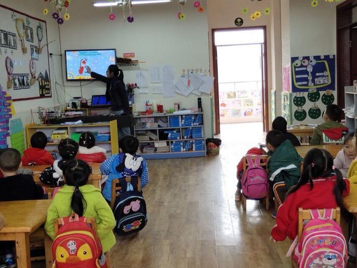 简阳市禾丰镇消防安全演练,消防大队演练幼儿园