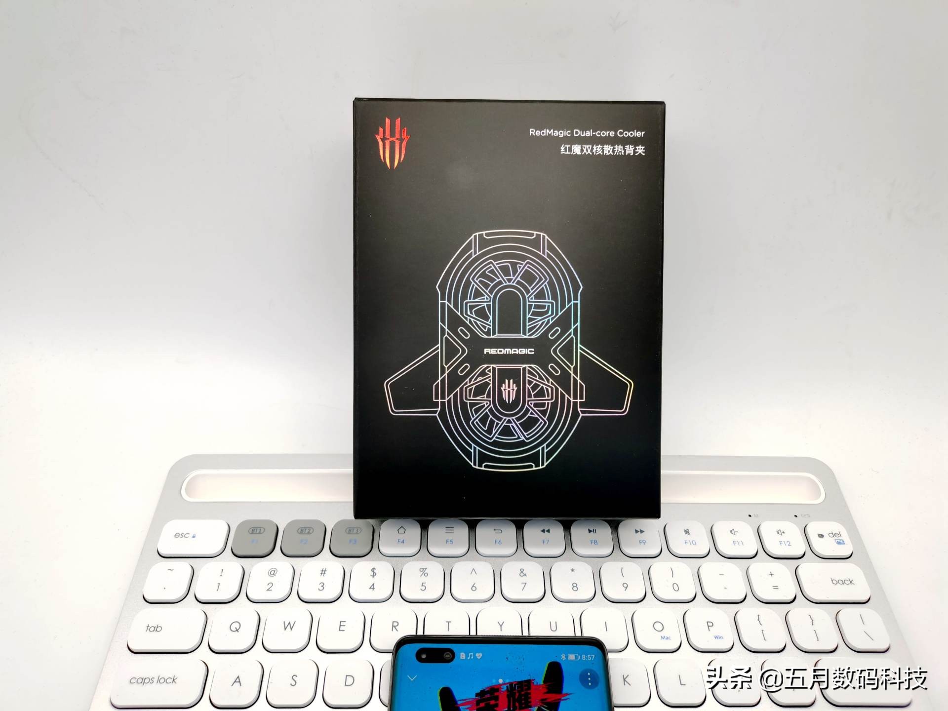 努比亚红魔6pro玩吃鸡,努比亚红魔三金属机身