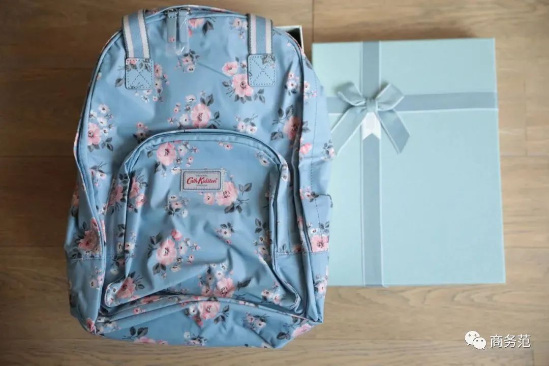 新生婴儿礼物必备物品清单,新生婴儿适合买什么礼物