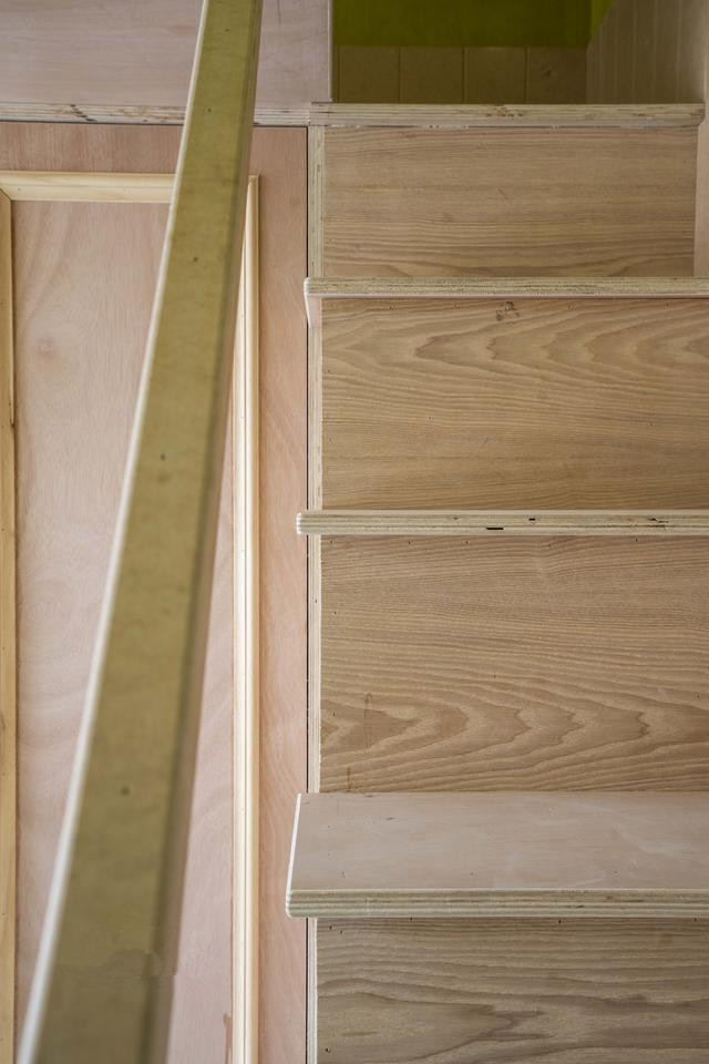 花8千块叫木工做上下床，还是第一次见这种床，连衣柜书桌都有了