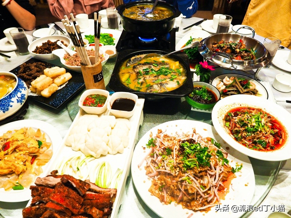 腾冲寻味之旅美食,腾冲最好吃的美食餐馆