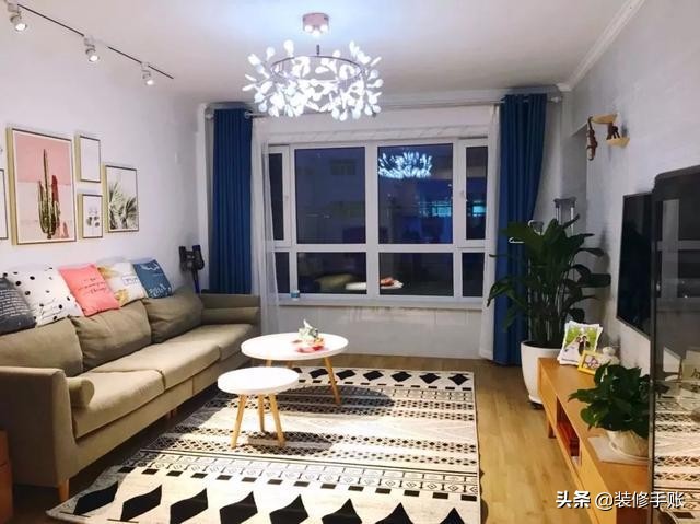 长又窄的客厅怎么布置,又窄又长的客厅怎么摆