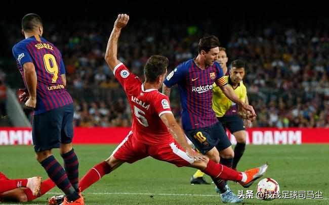 足球脚内侧和外侧的技术动作训练,足球基础训练36个基本动作有哪些