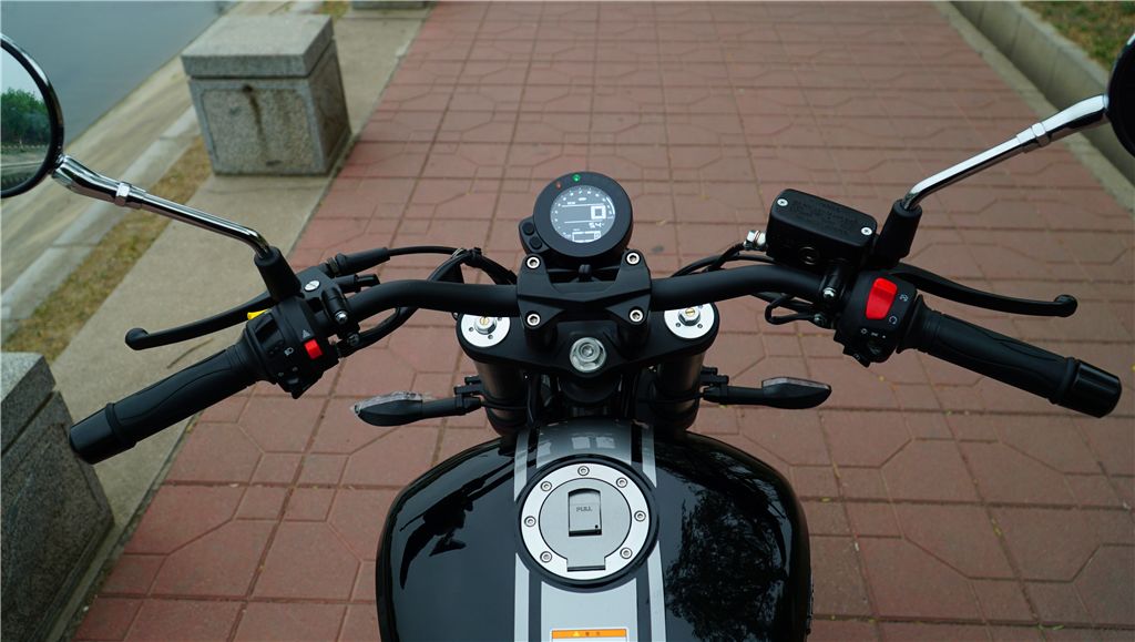 国产奔达fun250,2020款4缸奔达fun250试驾视频