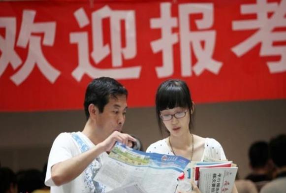 哪4种专业偏冷门但就业率却很高,十大冷门赚钱专业排行榜