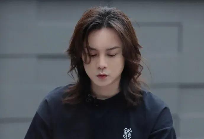 披荆斩棘|“哥哥”们熟男发型图鉴,丽锦美发通通安排上